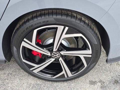 2026 Volkswagen Golf GTI SE