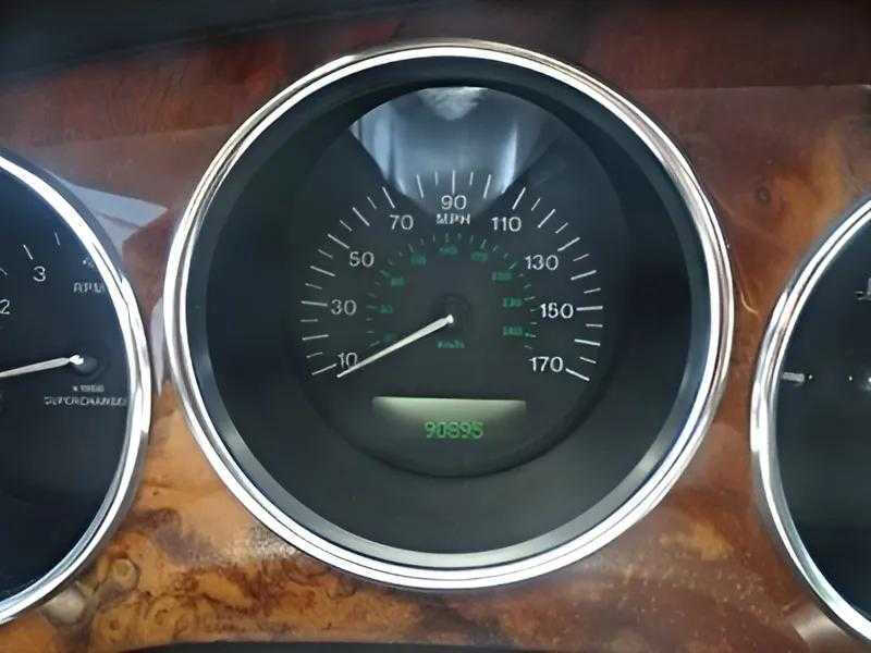 2004 Jaguar XKR