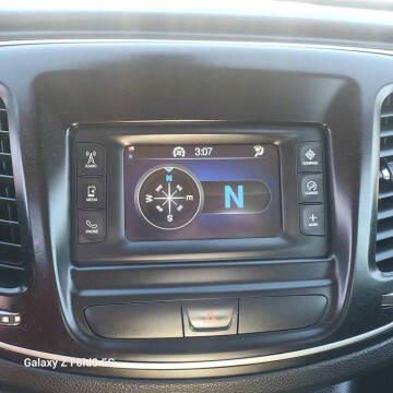 2016 Chrysler 200 Limited