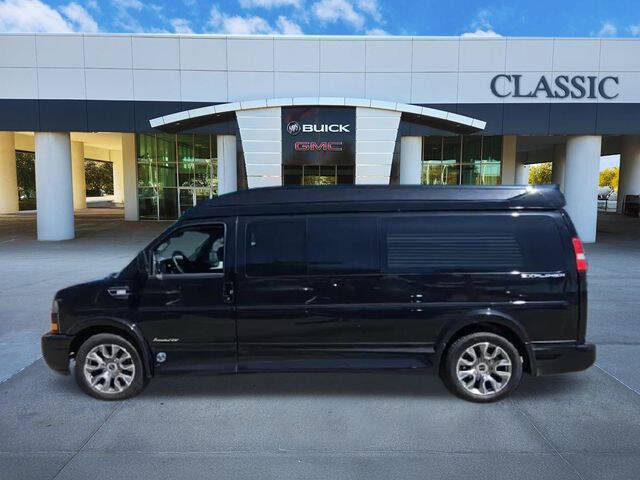 2026 GMC Savana 2500