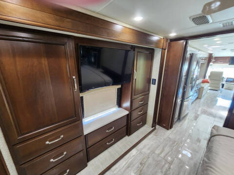 2019 Entegra Coach INSIGNIA 37MB