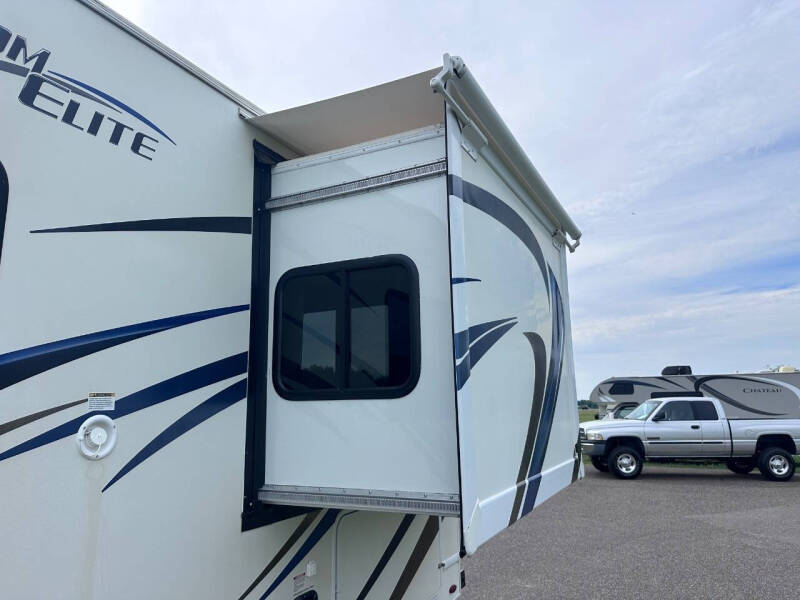 2017 Ford E-Series E-350 SD