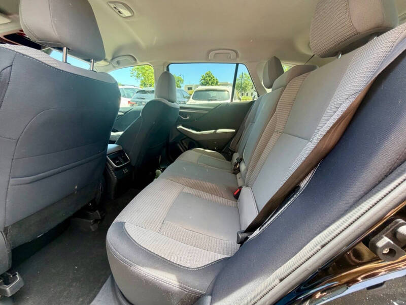 2023 Subaru Outback Premium