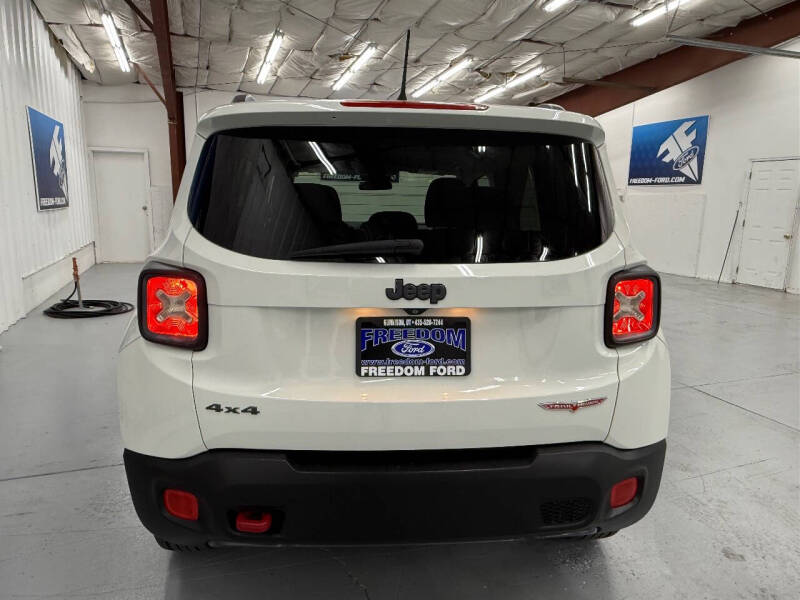 2015 Jeep Renegade Trailhawk