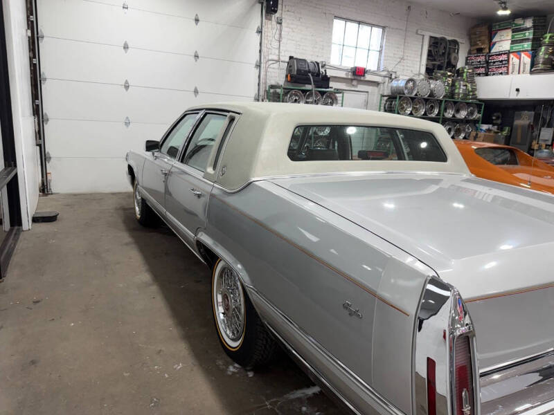 1991 Cadillac Brougham