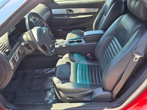 2002 Ford Thunderbird Deluxe