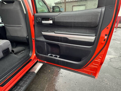 2016 Toyota Tundra SR5