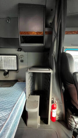 2018 International LT625