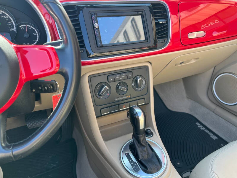 2013 Volkswagen Beetle Convertible 2.5L PZEV