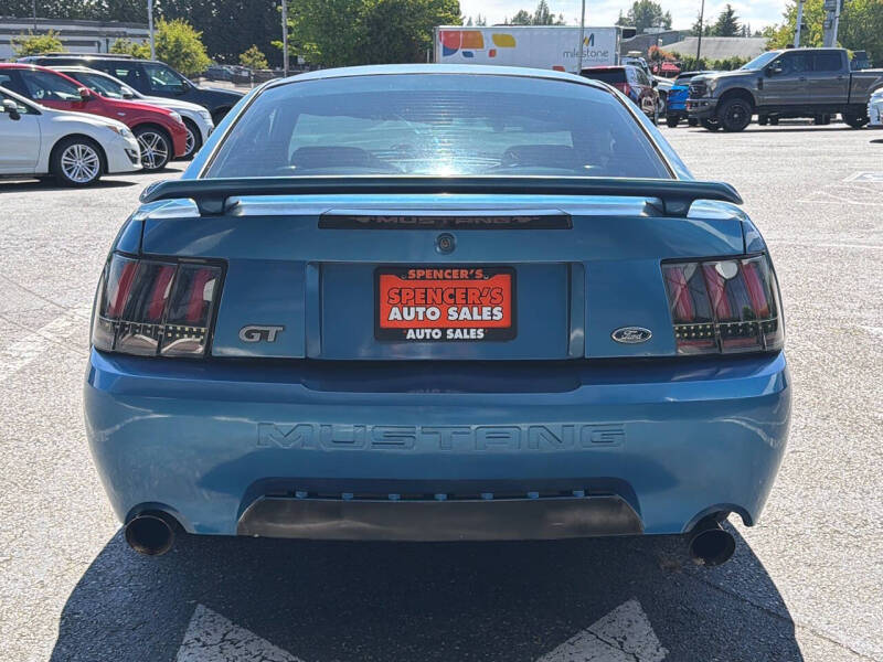 2002 Ford Mustang GT Deluxe