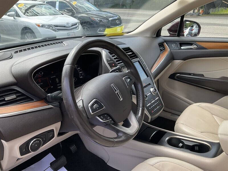 2019 Lincoln MKC Select