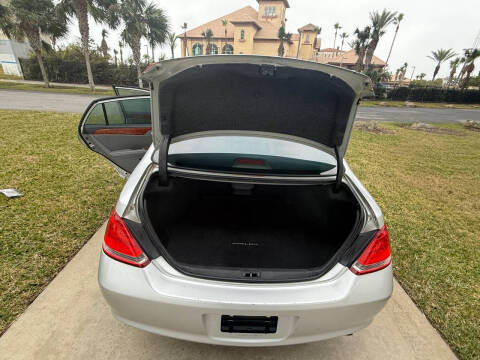 2005 Toyota Avalon XL