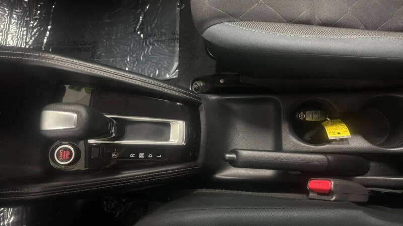 2019 Nissan Kicks S