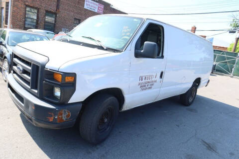 2013 Ford E-Series for sale at Saw Mill Auto in Yonkers NY