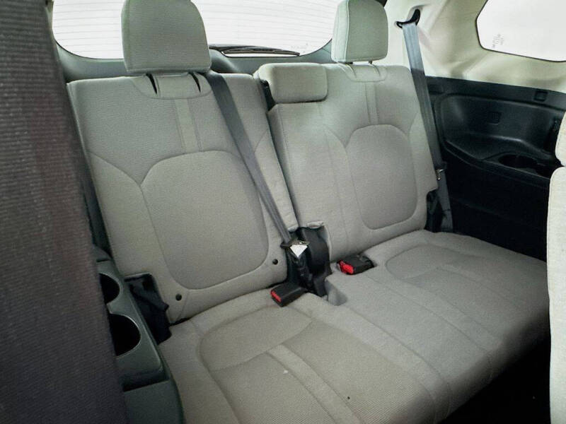 2023 Honda Pilot LX