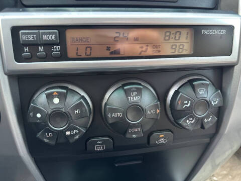 2003 Toyota 4Runner SR5