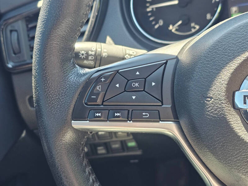 2020 Nissan Rogue SV