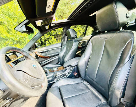 2018 BMW 3 Series 330i xDrive