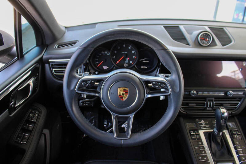 2021 Porsche Macan