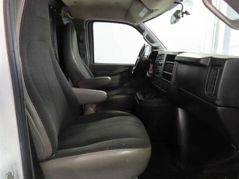 2024 GMC Savana 2500