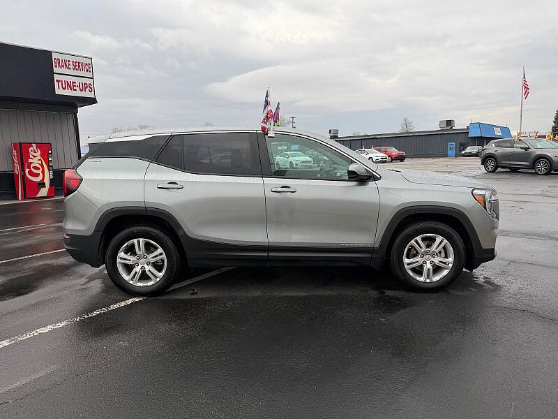2024 GMC Terrain SLE