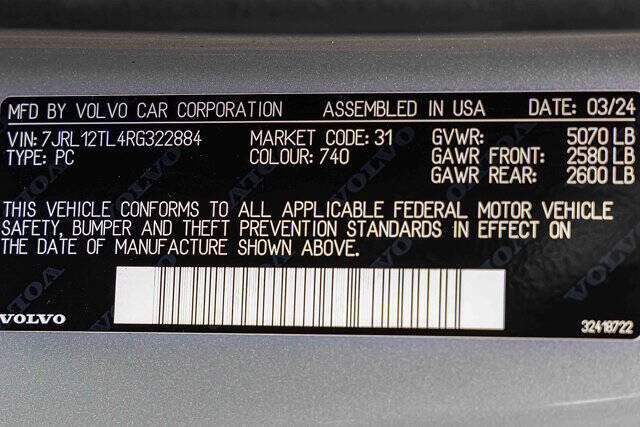 2024 Volvo S60 B5 Plus Dark Theme