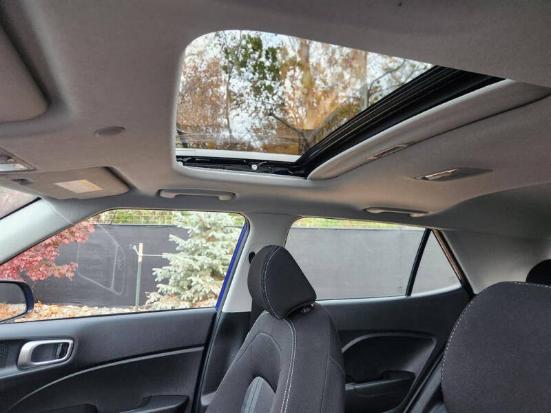 2024 Hyundai Venue SEL