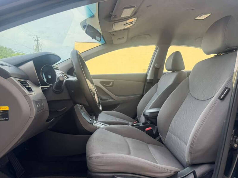 2012 Hyundai Elantra GLS