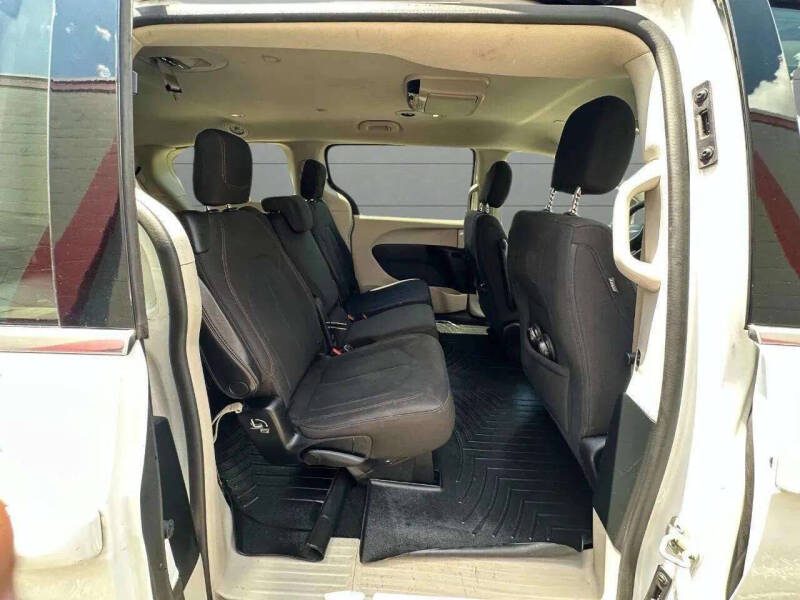 2018 Chrysler Pacifica Touring Plus