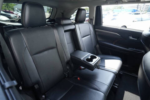 2017 Toyota Highlander Limited