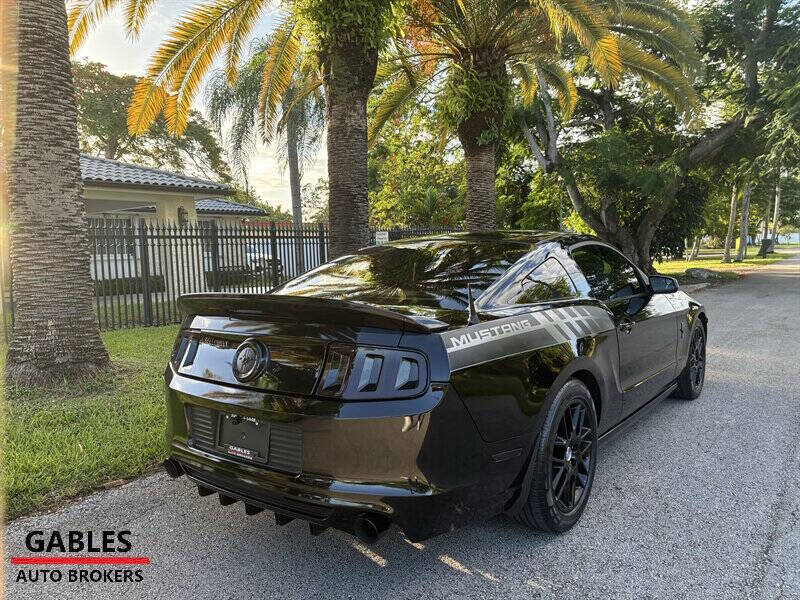 2014 Ford Mustang V6