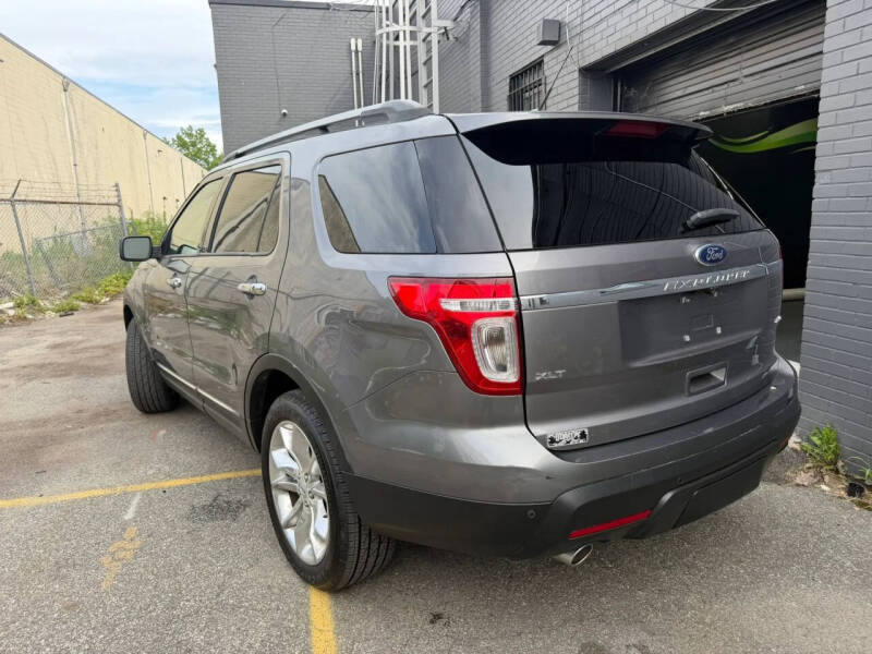 2014 Ford Explorer XLT