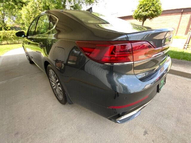 2020 Kia Cadenza Technology