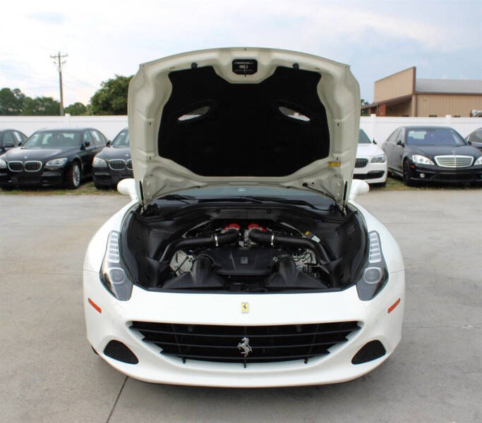 2017 Ferrari California T