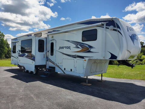 2011 Keystone Raptor