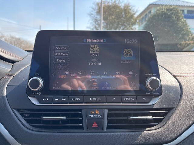 2022 Nissan Altima 2.5 SR