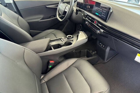 2026 Kia EV6 Wind