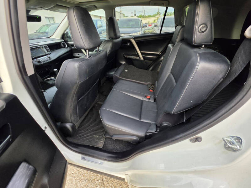 2017 Toyota RAV4 Platinum
