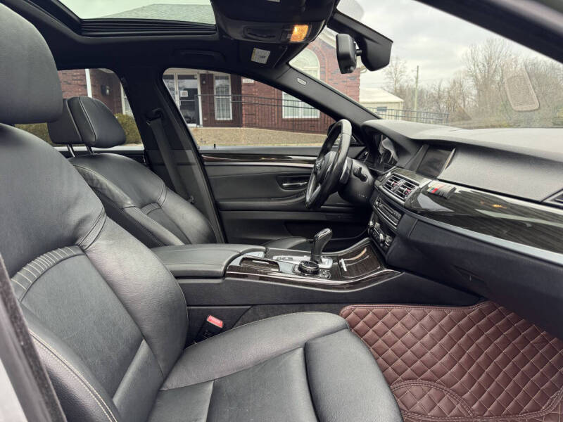 2014 BMW 5 Series 550i