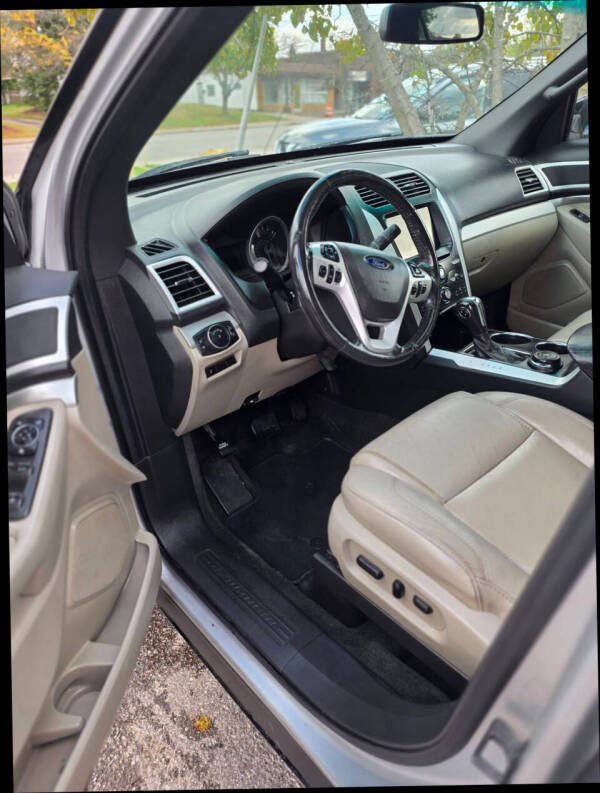 2013 Ford Explorer XLT