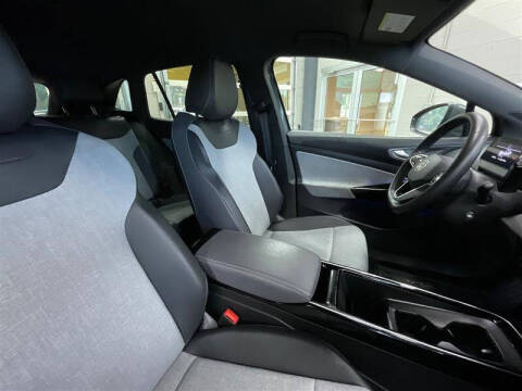2023 Volkswagen ID.4 Pro