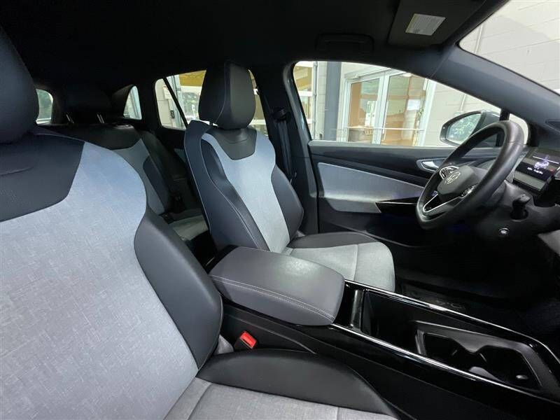 2023 Volkswagen ID.4 Pro