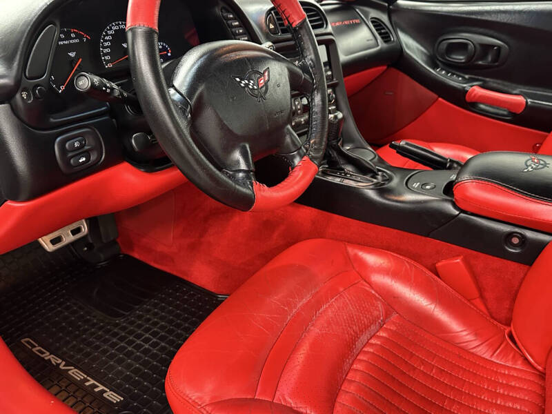 2004 Chevrolet Corvette