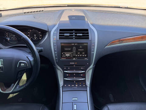 2015 Lincoln MKZ