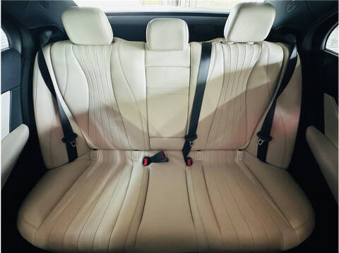 2019 Mercedes-Benz E-Class E 300