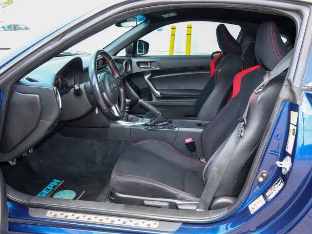 2013 Scion FR-S