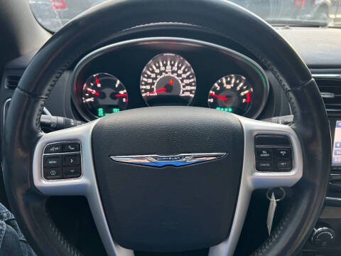 2013 Chrysler 200 Limited