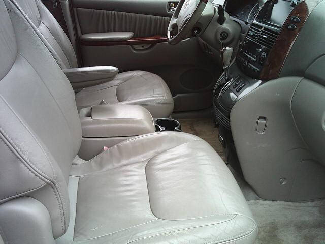 2004 Toyota Sienna XLE Limited 7 Passenger