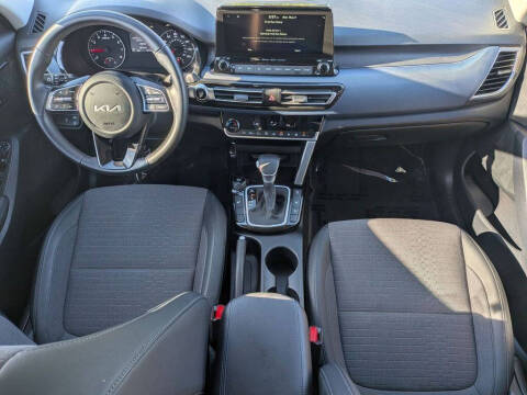 2023 Kia Seltos S