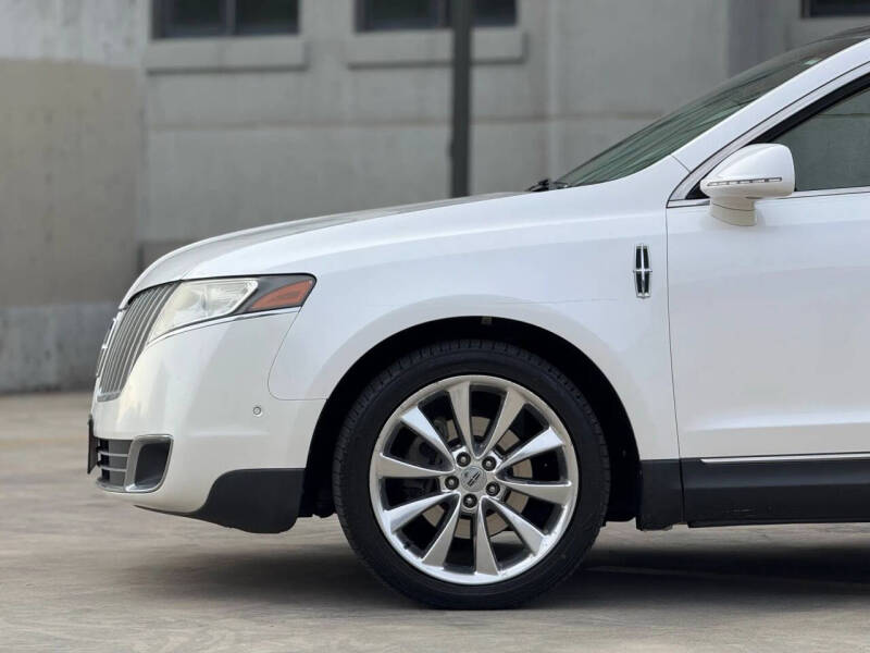 2010 Lincoln MKT EcoBoost